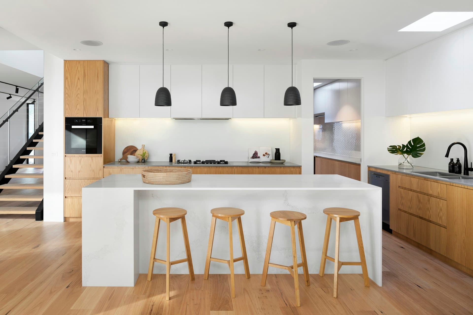 Clean modern kitchen interior - Catalina Cleaning professional house cleaning services